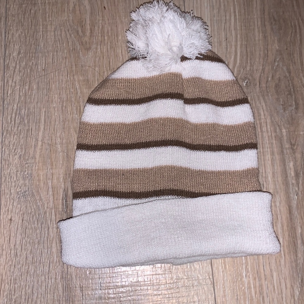 Juncture Women’s Brown/Ivory Beanie Snow Hat Pom One Size